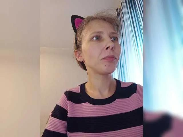 Offline -queen-margo- on BongaCams