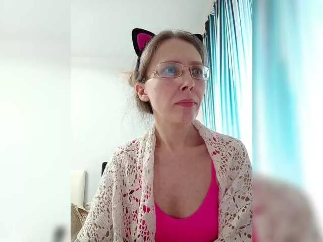 Offline -queen-margo- on BongaCams