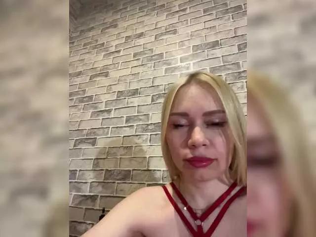 Offline -SexyMilf- on BongaCams