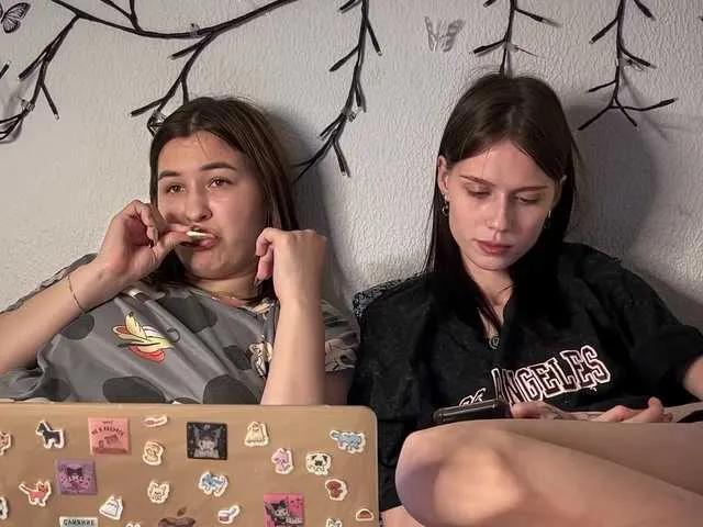 2Love-Love2's avatar