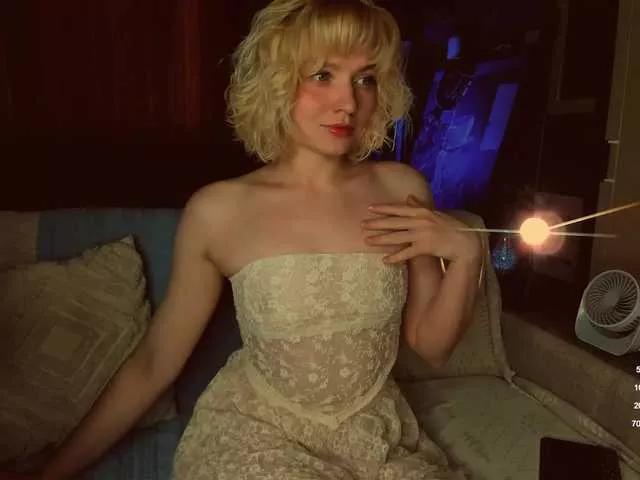 Offline A-Huli on BongaCams