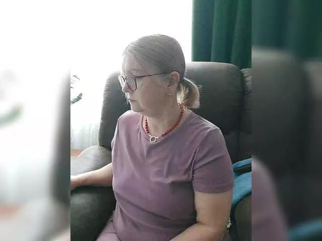 Offline Adiline on BongaCams