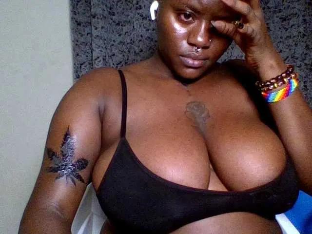 Freechat AfroBooty on BongaCams