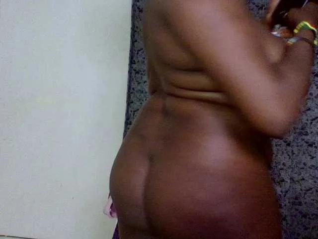 Freechat AfroBooty on BongaCams
