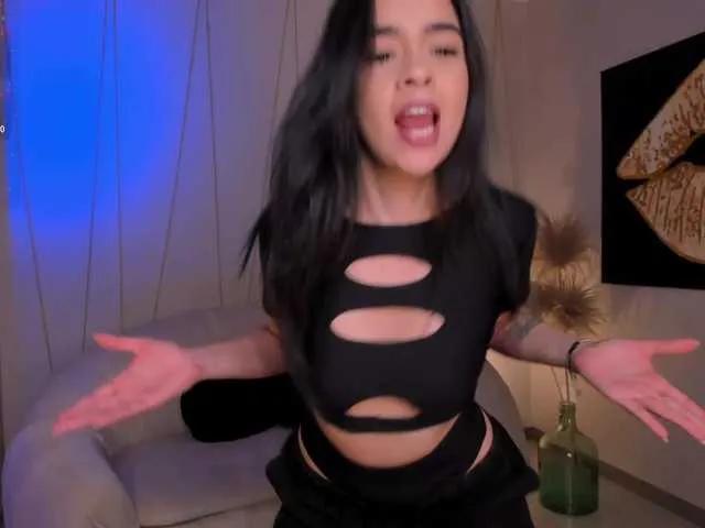AlanaCraft on BongaCams 