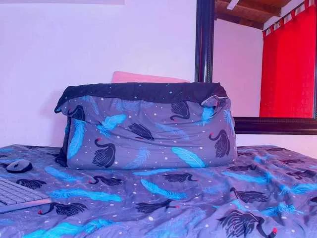 Offline ale-evanz on BongaCams