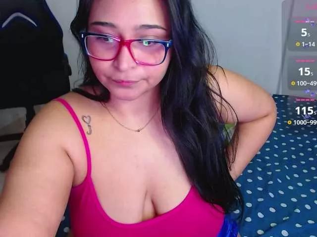 Offline Alyson- on BongaCams