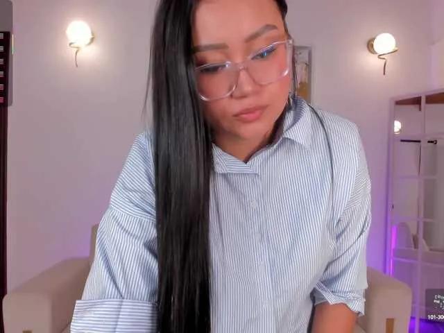 Offline AmberLewis on BongaCams