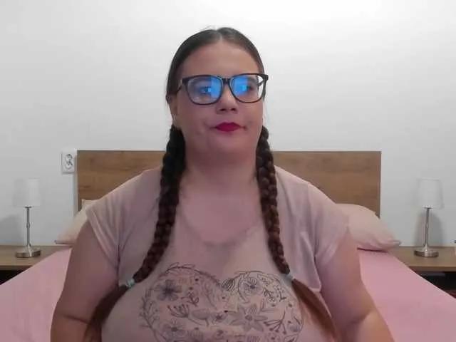 Offline amiravyxen on BongaCams