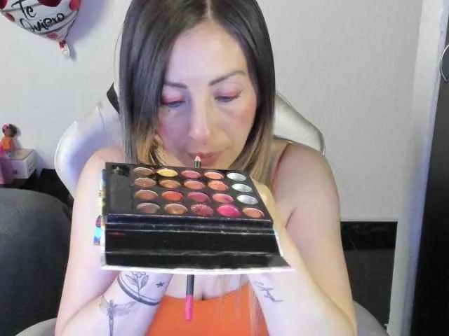 Offline AndreinaSuann on BongaCams