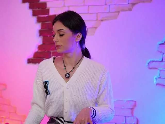 Offline AngelinaCapri on BongaCams