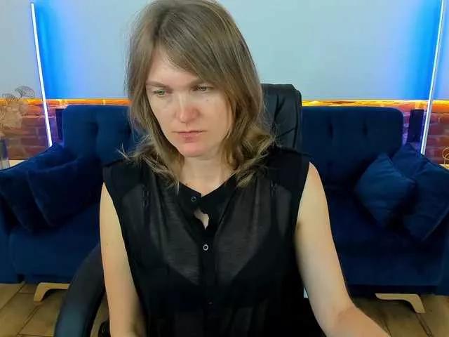 Offline Annabel-xxx on BongaCams