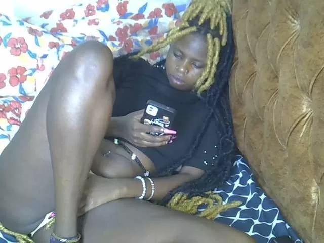 Offline annabella3 on BongaCams