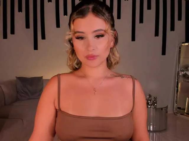 Offline AnnaBrooks on BongaCams