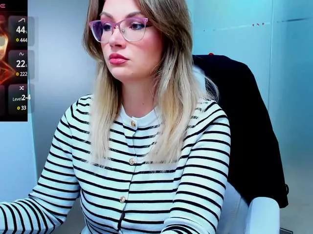 Offline anyarosses on BongaCams