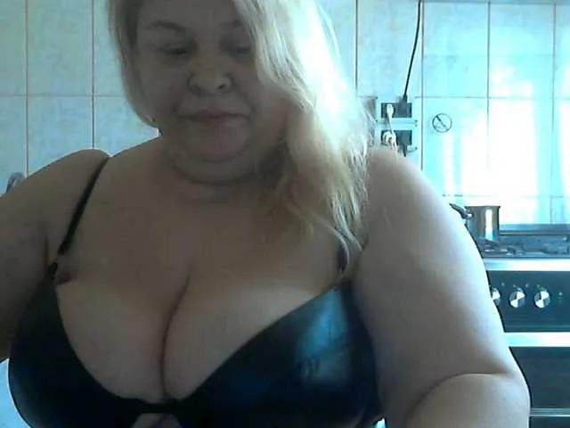 BongaCams AriannaMilf is Freechat AriannaMilf — My pussy goes crazy with lush vibrations. Favorite vibrations: 22,111,222,333,444.