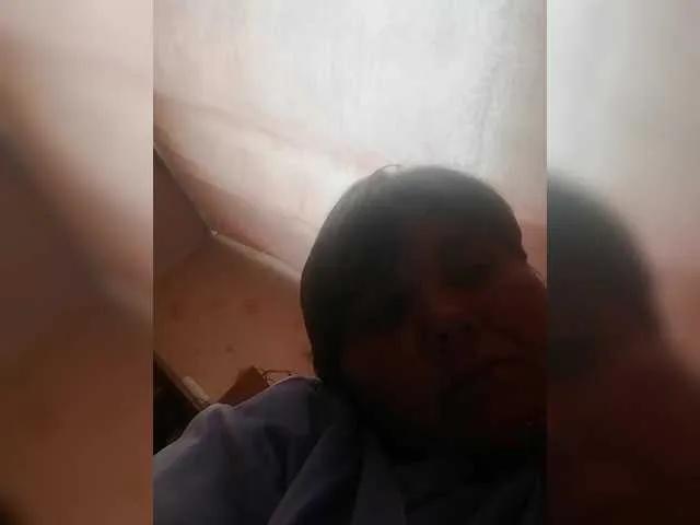 Freechat AthomeTi on BongaCams