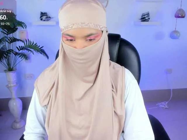 Freechat Aura-cuutee on BongaCams