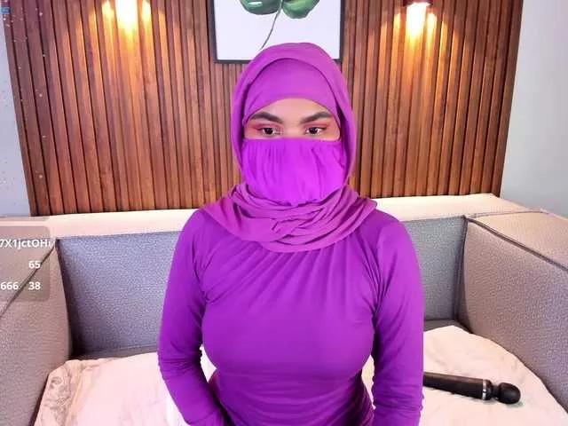 Freechat Aura-cuutee on BongaCams