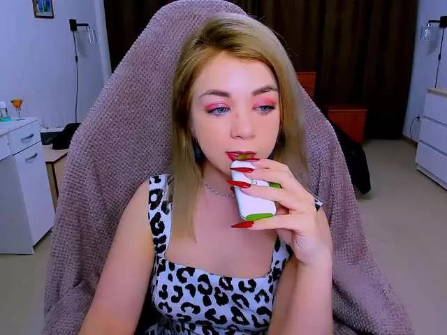 Offline BabyNicole on BongaCams