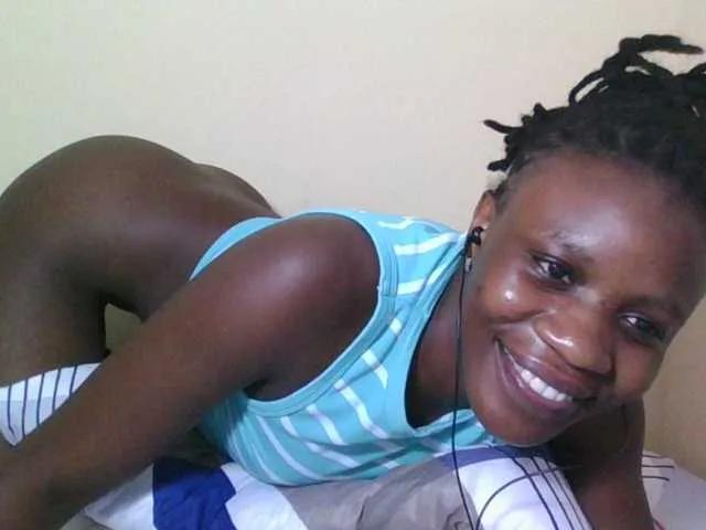 Babyrozzilah on BongaCams 