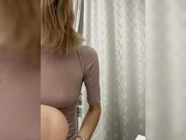 Bella1315 on BongaCams 