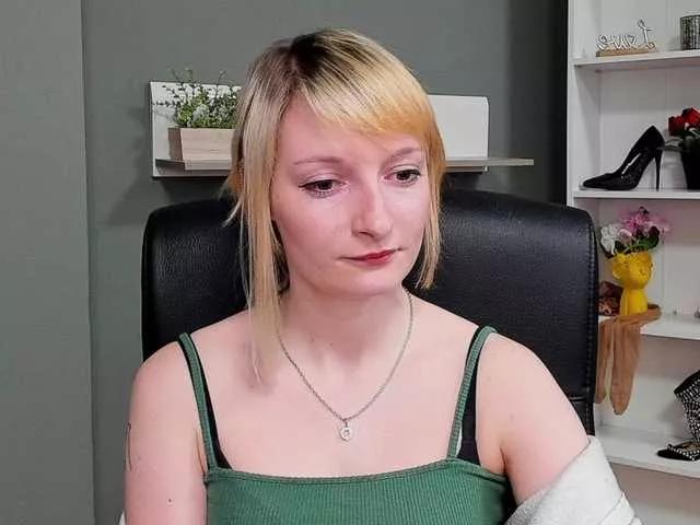 Offline BlairPlay on BongaCams