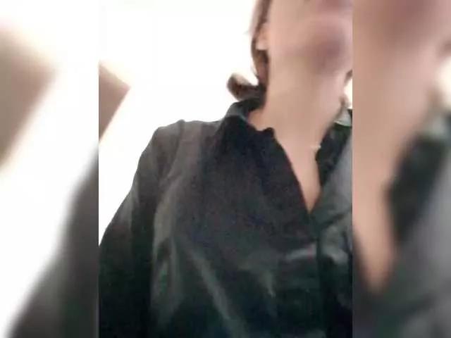 Offline Bogina2 on BongaCams