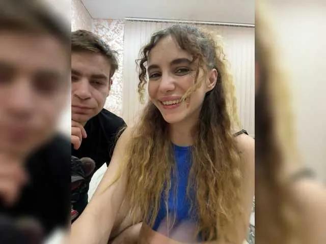 Buzzyd — We love passion and mischief in the chat. Join our game and share the pleasure with us! 