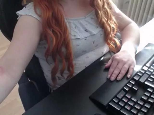 Offline Celina-Rose on BongaCams