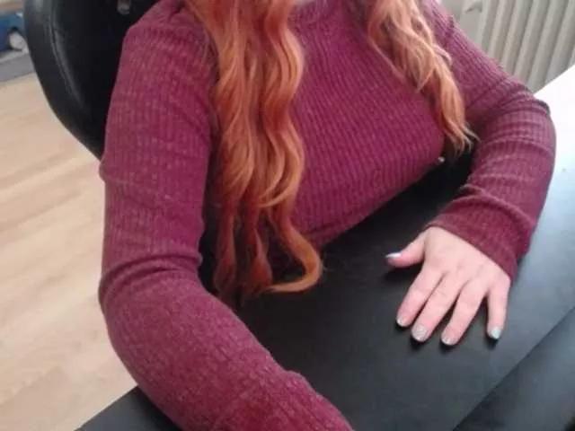 Offline Celina-Rose on BongaCams