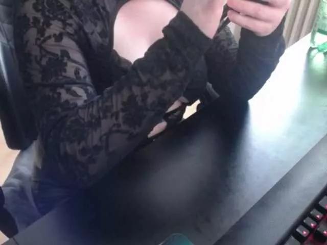 Offline Celina-Rose on BongaCams