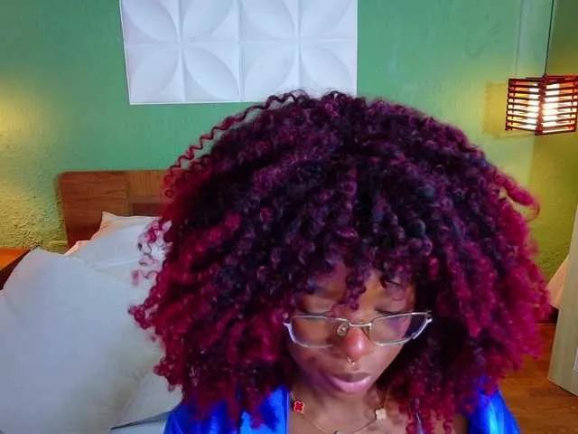 Freechat Chocolatte-dreams on BongaCams