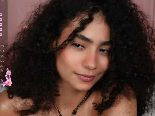 Offline curlysexi on BongaCams