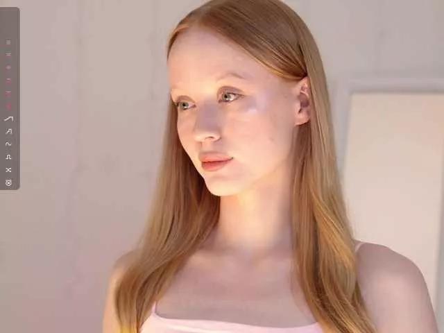 Offline CuteShine on BongaCams