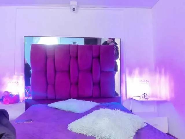 Offline danaylia on BongaCams