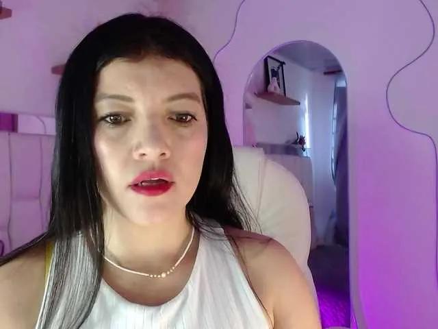 Offline DannaFox on BongaCams