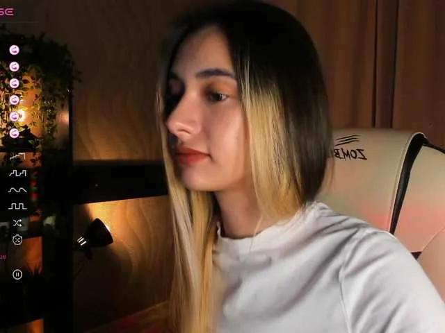 Offline DarlaBelle on BongaCams