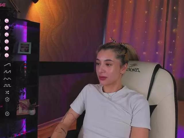 Offline DarlaBelle on BongaCams