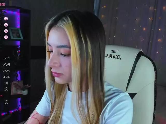 Offline DarlaBelle on BongaCams