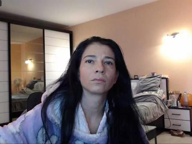 Freechat DelicateKiss on BongaCams