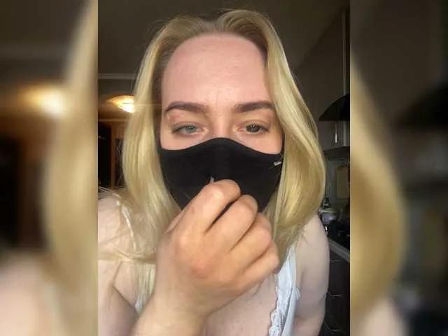 Offline Donut-red on BongaCams