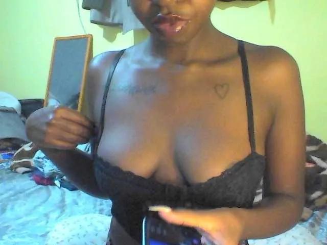Offline Ebonymuse on BongaCams