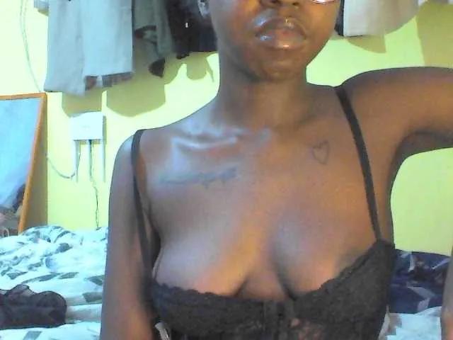 Offline Ebonymuse on BongaCams