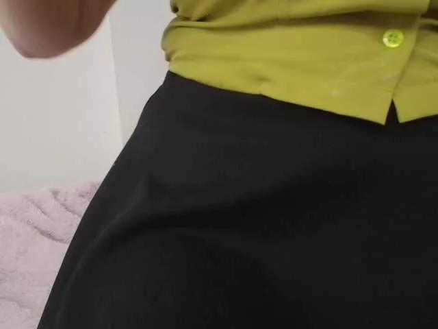 Offline ElenaSex90 on BongaCams