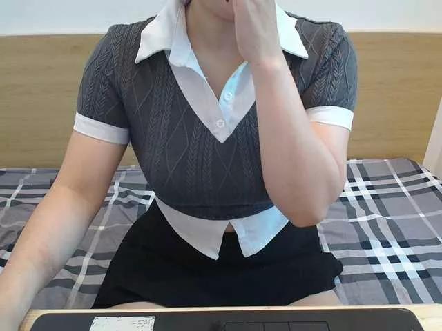 Offline ElenaSex90 on BongaCams