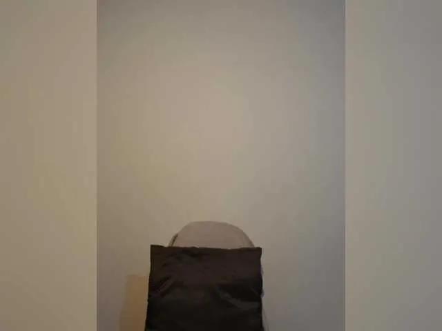 Offline ElitalianMilf on BongaCams