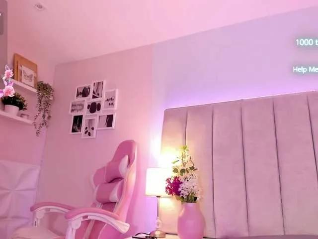 Offline EllaThorne on BongaCams