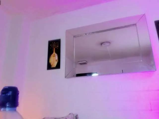 Offline EllenaBoobs on BongaCams