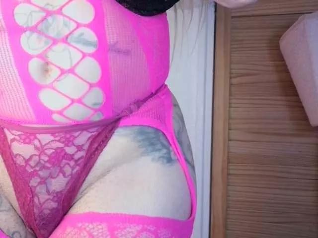 Offline ElyinkPornsta on BongaCams